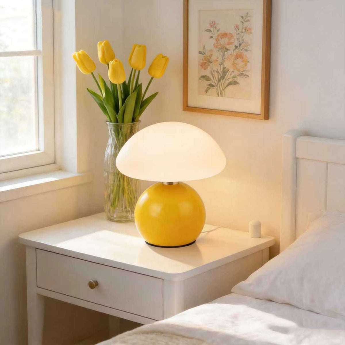 Mushroom-Shaped Small Table Lamp