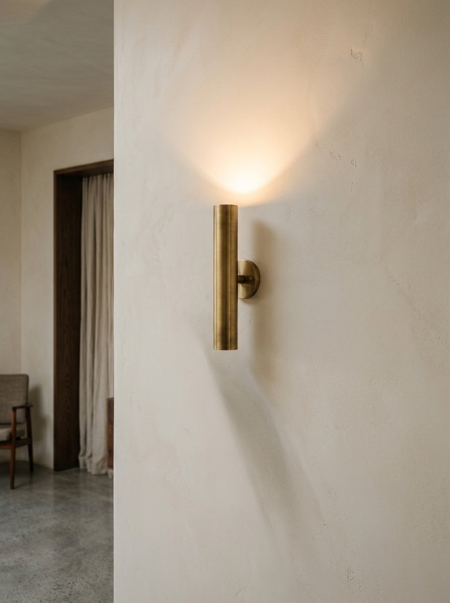 Ösedum Halo brass wall light
