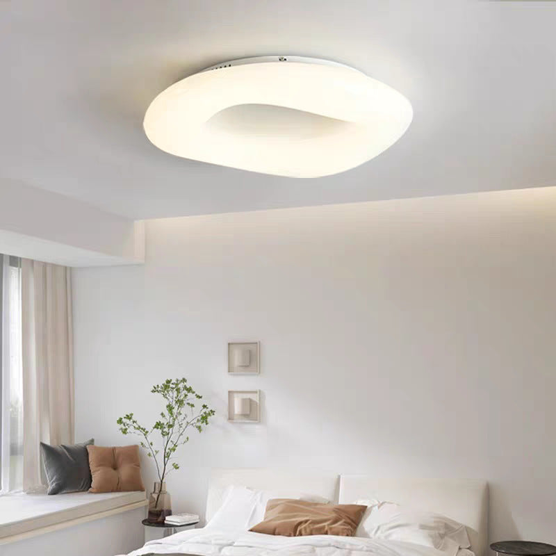 Nordic Donut Shaped LED Pendant Light with Remote Control
