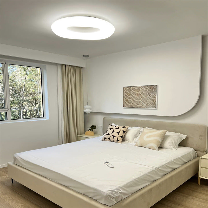 Nordic Donut Shaped LED Pendant Light with Remote Control