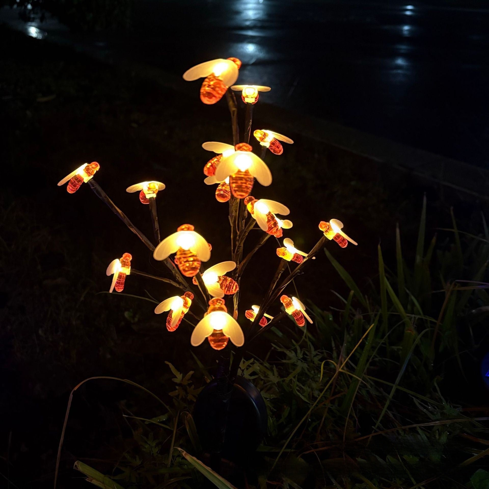 Solar Powered Decorative Garden Lamp with Flower Designs