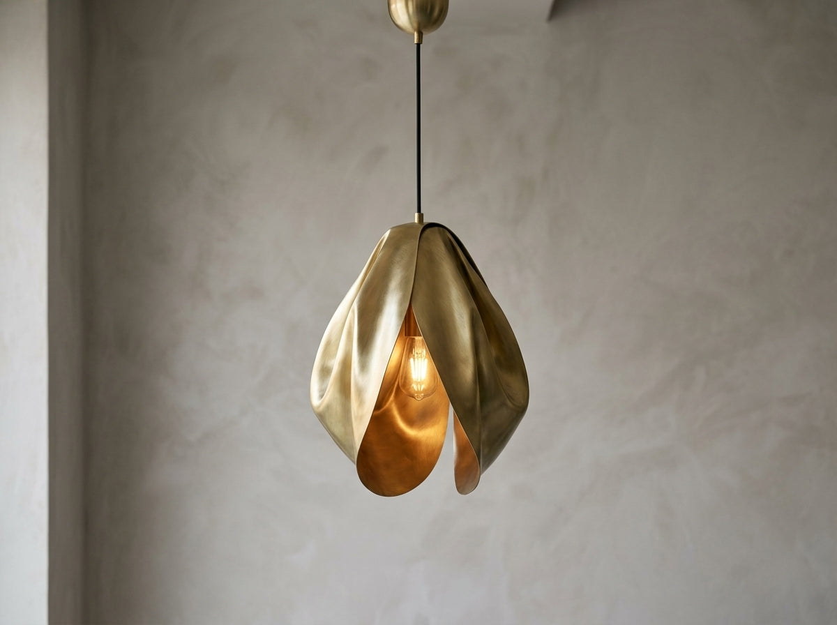 Ösedum Flow draped brass pendant